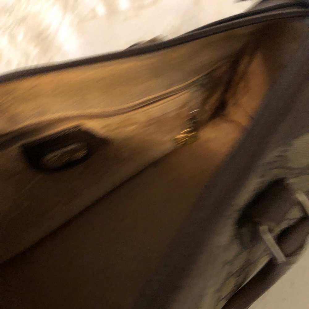 Gucci bag - Picture 3 of 9